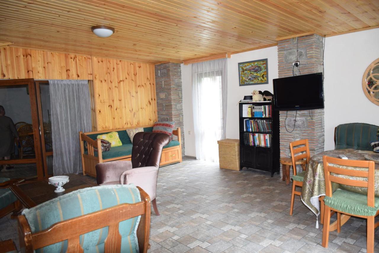 Guest House Ilto Akhmeta Esterno foto